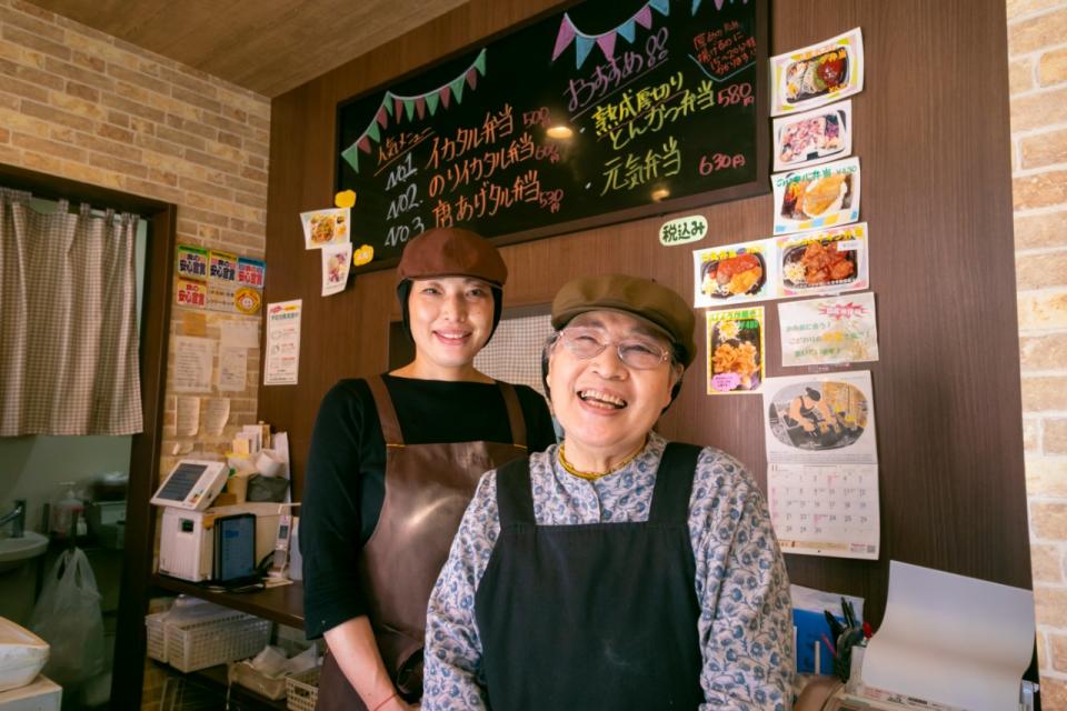 お母さんの征子さんと娘の良子さん