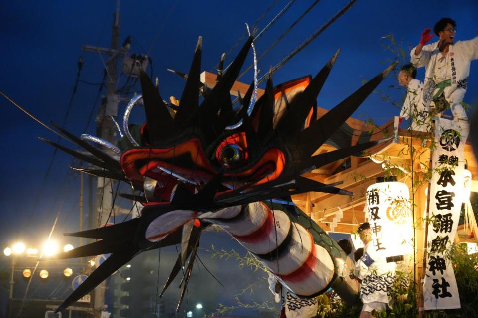 画像：本宮彌劔神社の大蛇山