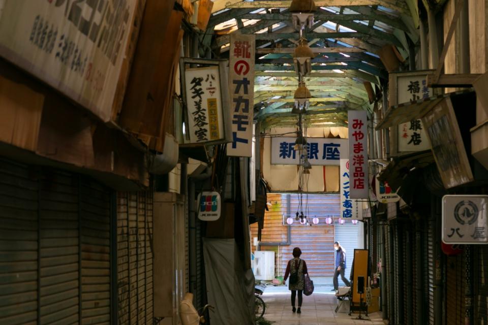 新銀座通りのアーケード