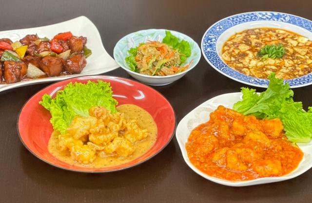 画像：市場食堂の料理