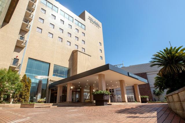 17_18_繝帙ユ繝ォ繝九Η繝シ繧ャ繧､繧｢ 繧ェ繝シ繝繧ソ繧ャ繝シ繝・Φ.jpg